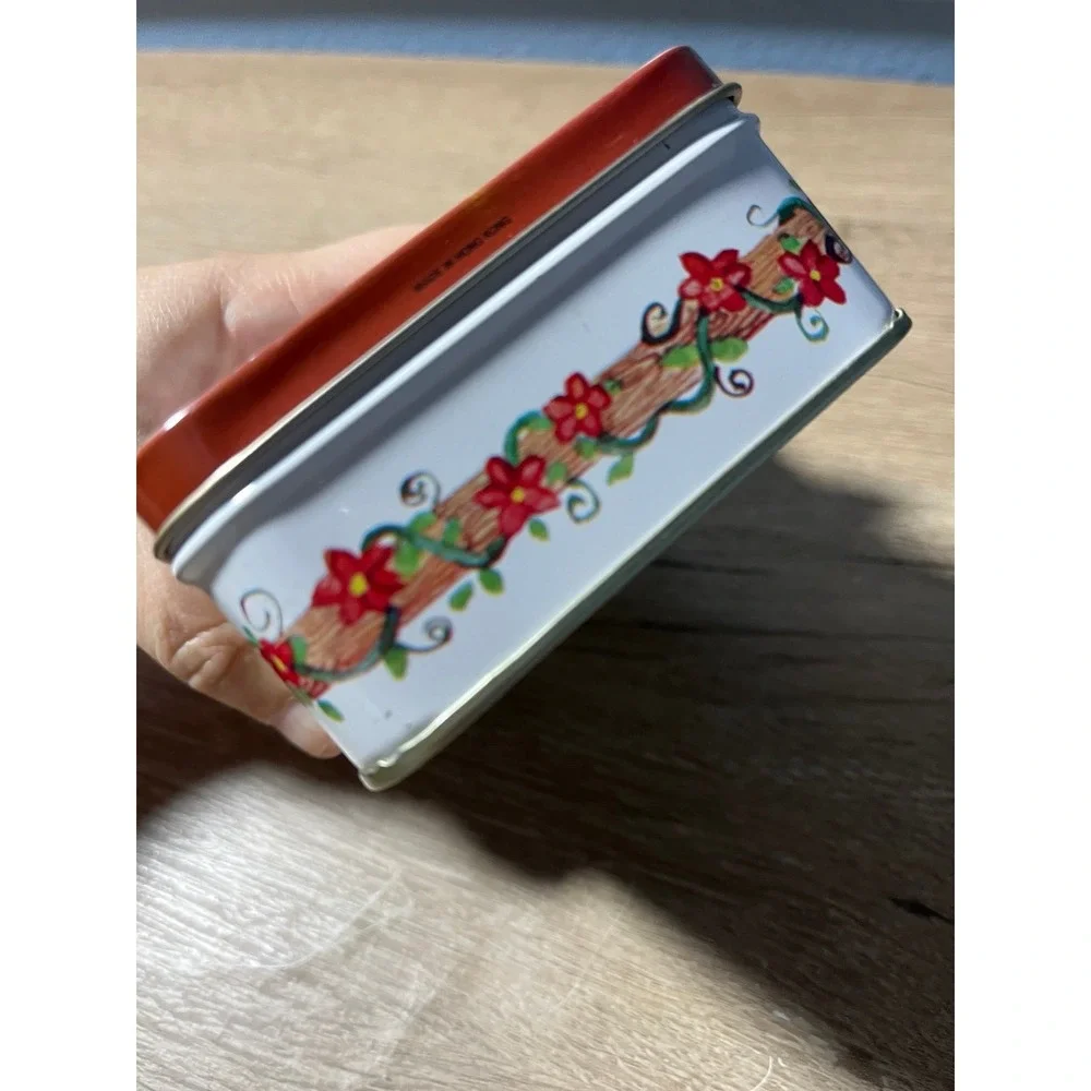 Vintage 70's Hummel First Kiss Stationary Tin w/Paper Girl‎ Hong Kong